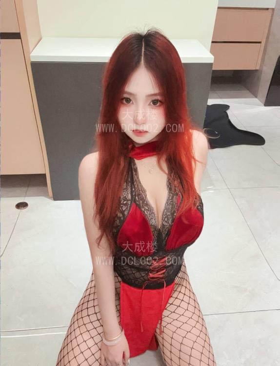 龙华制服曼曼