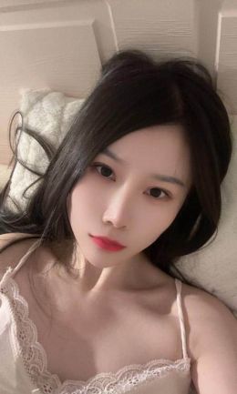 静安皮肤白嫩颜值嫩妹
