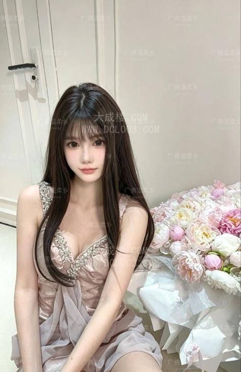 越秀白皙长腿林夕