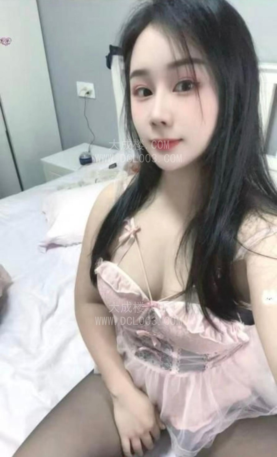 松江D乳会夹水多骚妹妹