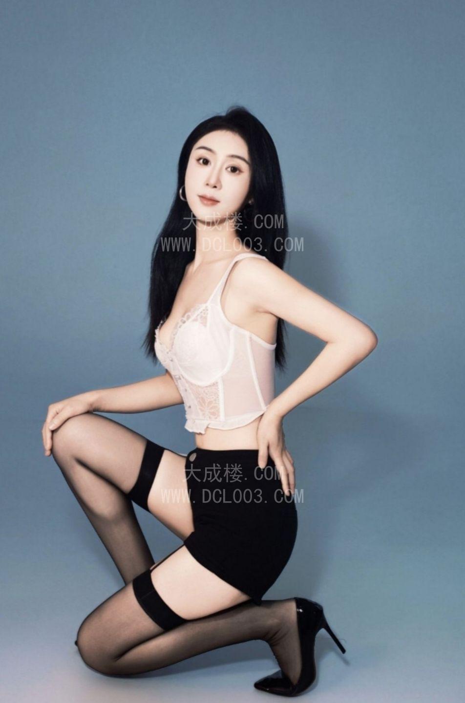 南京夫子庙地铁站旁边瑶瑶老师