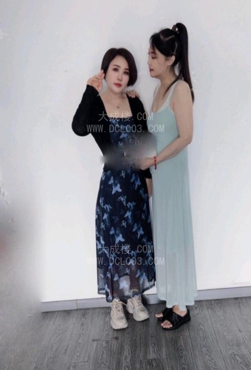 南京双飞三通少妇