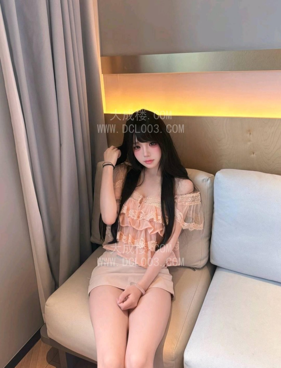 杭州童颜巨乳黑丝小女仆