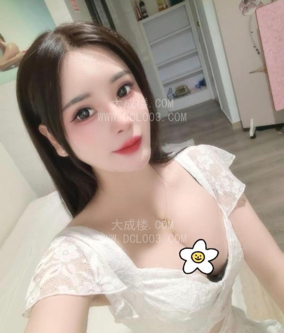 武汉前凸后翘妹子
