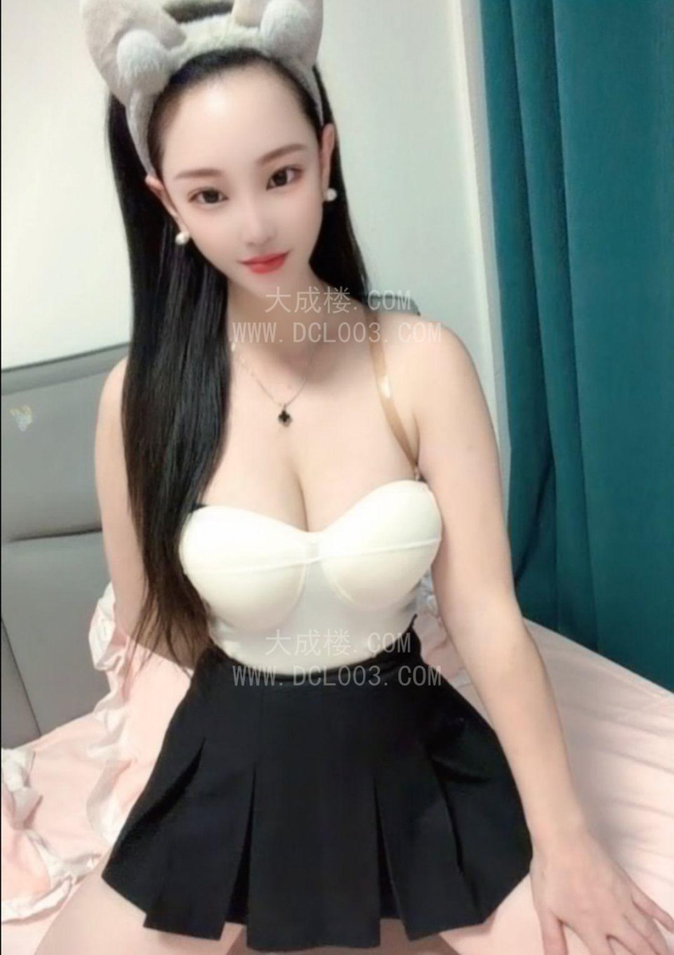 杭州翘臀巨乳骚御姐
