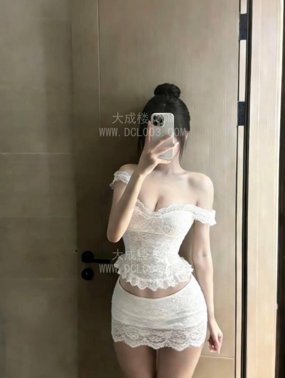 重庆小曼水多嫩妹