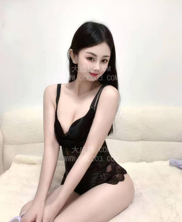 天河苗条温柔少妇