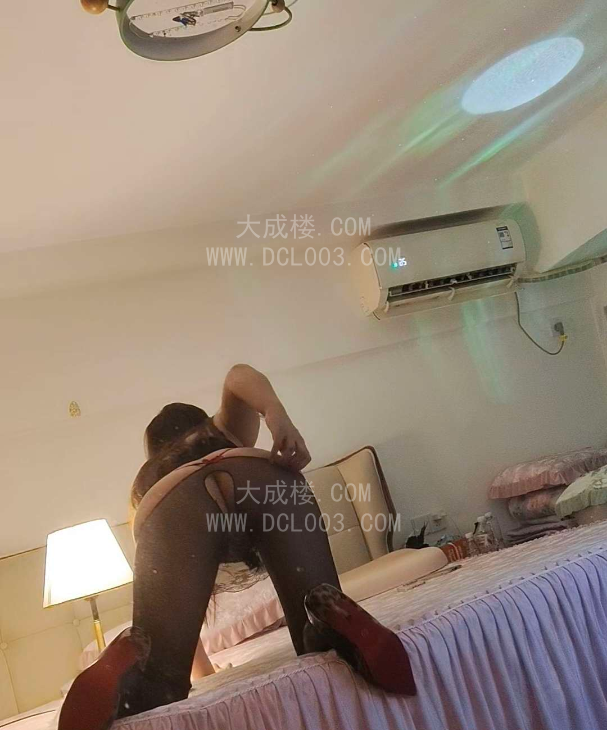 成都大鸡巴炮打骚货向日葵