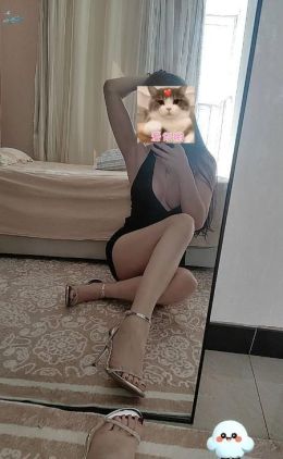朝阳身材好长腿御姐
