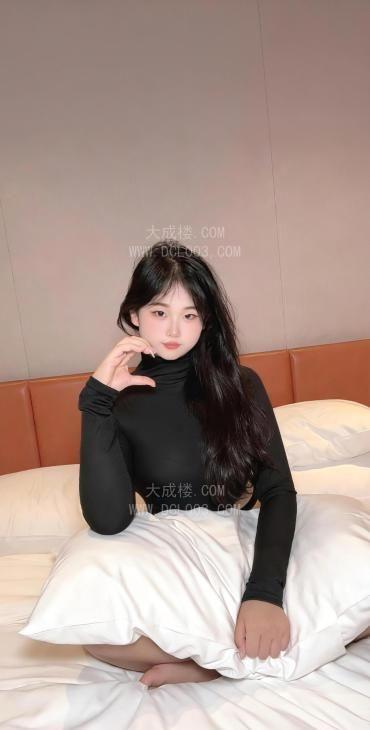 杭州上城翘臀肉腿嫩妹