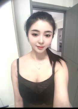 哈西慕晴兼职平面模特