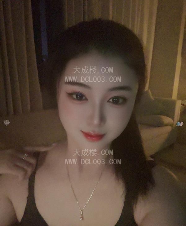哈西慕晴兼职平面模特