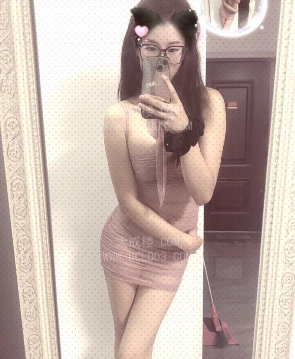南京翘臀性感长腿骚女
