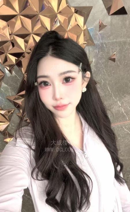 闵行性感丰满大胸黎老师