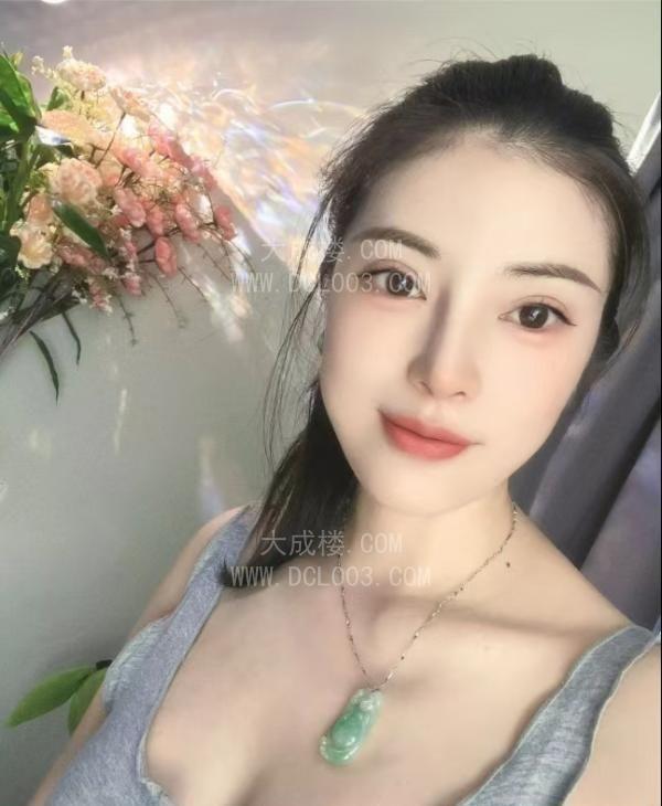 杭州东站完美御姐羽恩