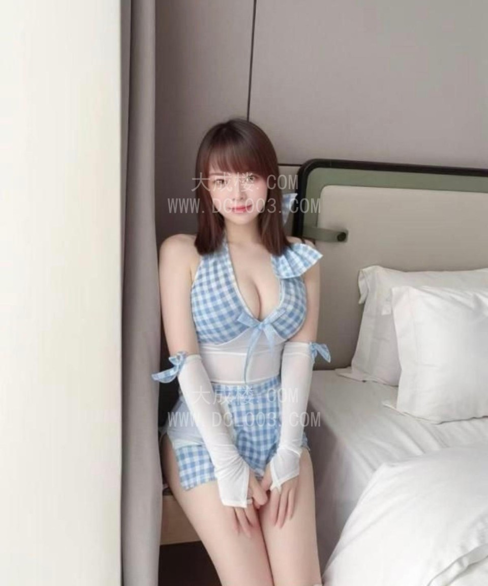松江肤白爆乳唐珊珊