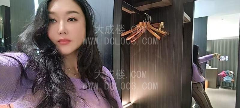 沈阳潮喷毒龙丰满骚货