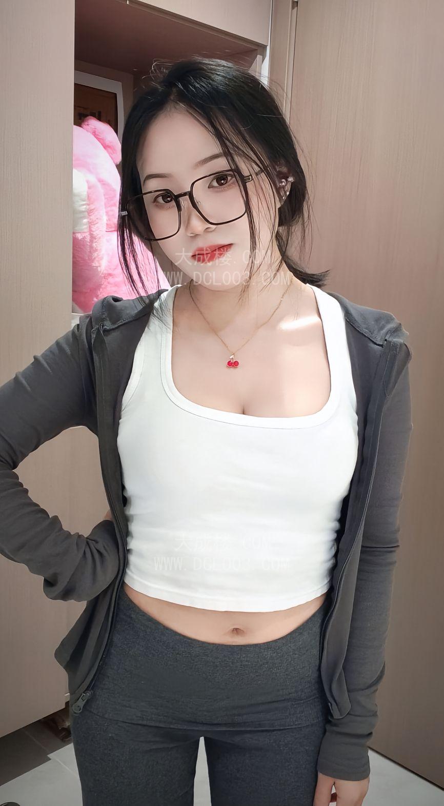 浦东成熟大胸女思思