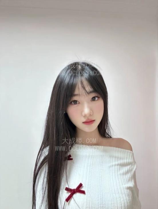 武汉光谷性感大长腿馨儿