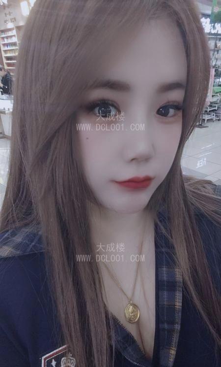 风骚G奶小姐姐