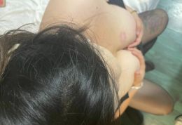 三通玩得开的年轻妹妹