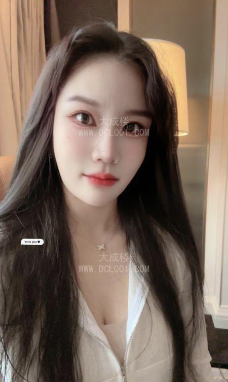 健身女孩西宝