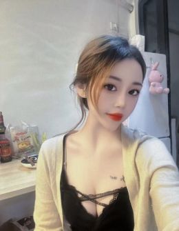 高挑大波妹
