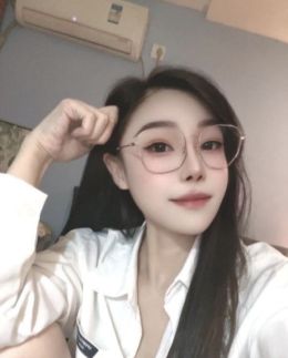 肤白颜值七七