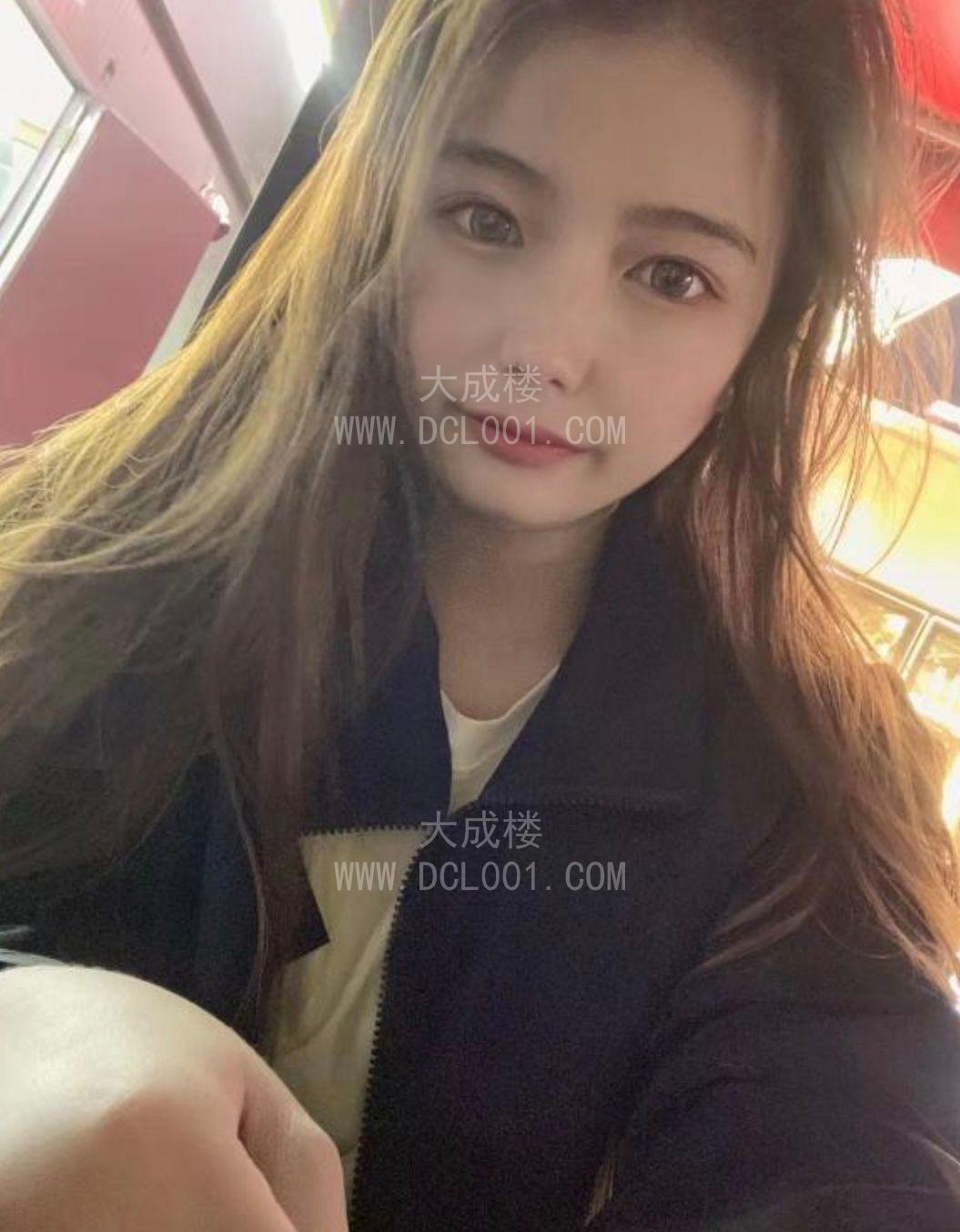 肥臀大奶妹子