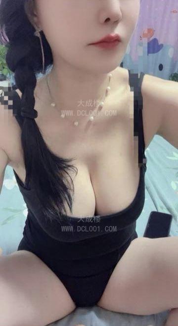 异域风情舞娘