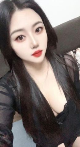 性感胸大小姐姐