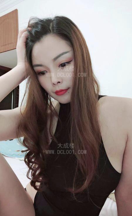 风韵轻熟小雨